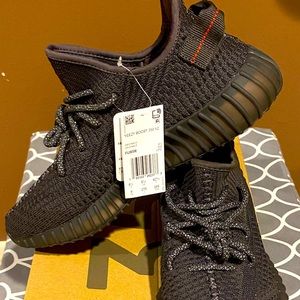 Yeezys 350 V2 Adidas Boost Non-Reflective